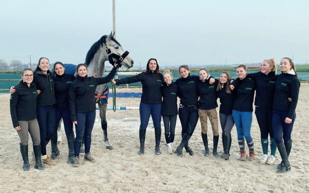 Cheval Académie aux couleurs de Plakar Concept