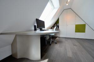 agencement d’un placard de comble et retour bureau pour télétravail