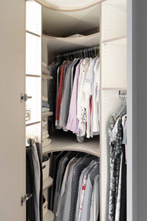 Ouverture sur placard d’angle